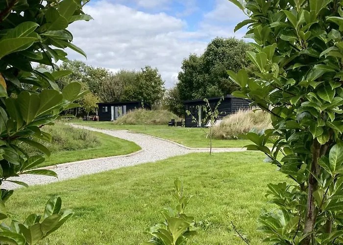 Meadow View - Bottom Cabin